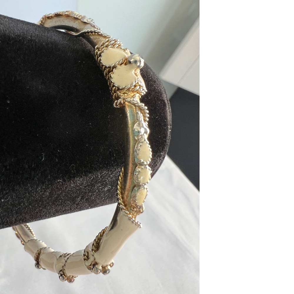 Vintage White Enamel Floral Bangle Bracelet Gold Silver Tone Rope 8"
